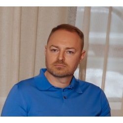 Босенко Андрей Анатольевич, сопредседатель, руководитель комитета по туризму и активному отдыху Новосибирского регионального отделения "Деловая Россия"